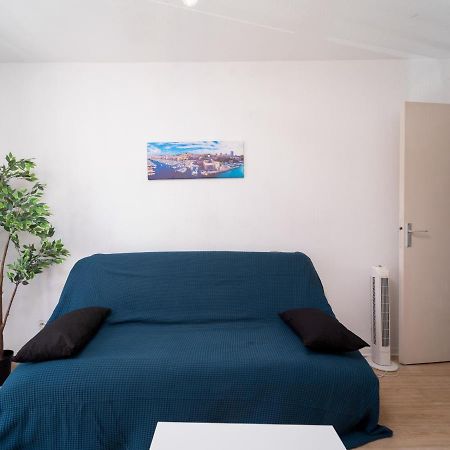 Appartement Tout Equipe A 5 Min De La Gare St Charles Marseille Luaran gambar